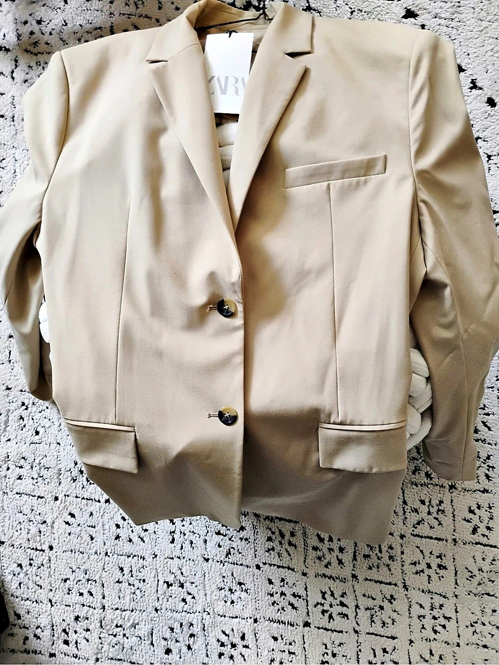 Zara Women's Beige Blazer